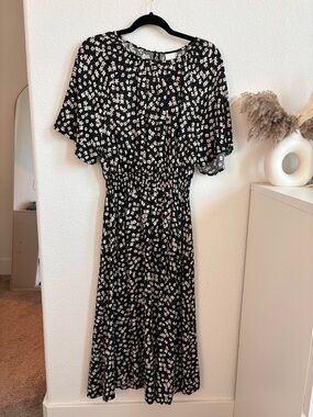 H&M Black Floral Smocked Waist Dress